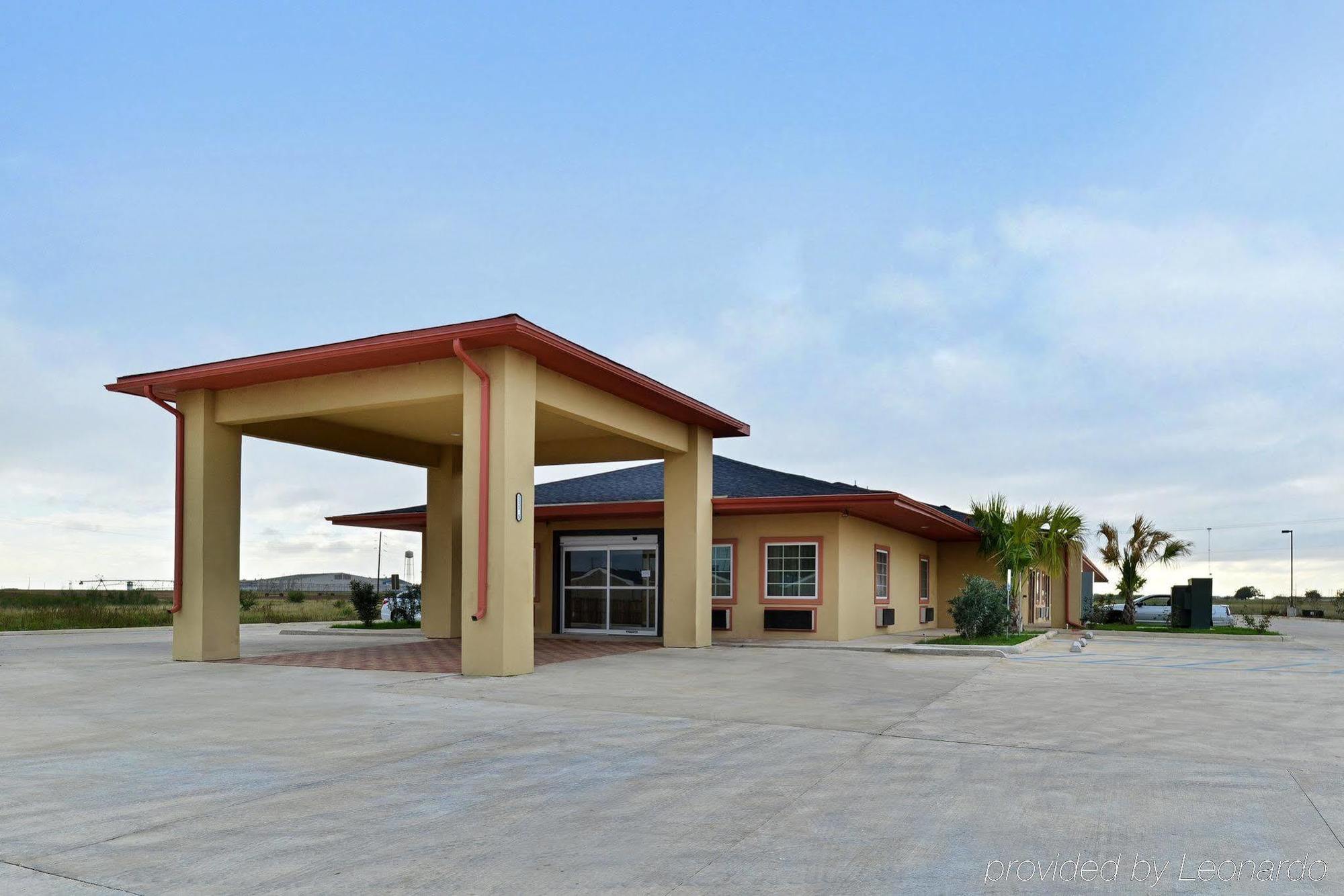 Rodeway Inn Dilley Esterno foto