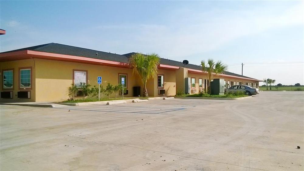 Rodeway Inn Dilley Esterno foto